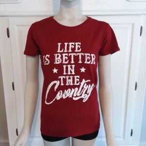 NWOT Life Is Better In The Country t shirt, Farm Fed size small *5 For $25